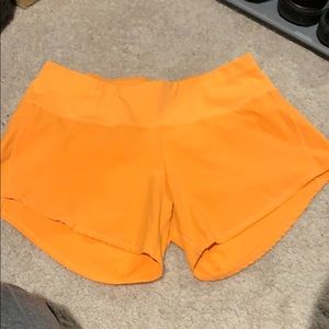 Oiselle Roga Shorts